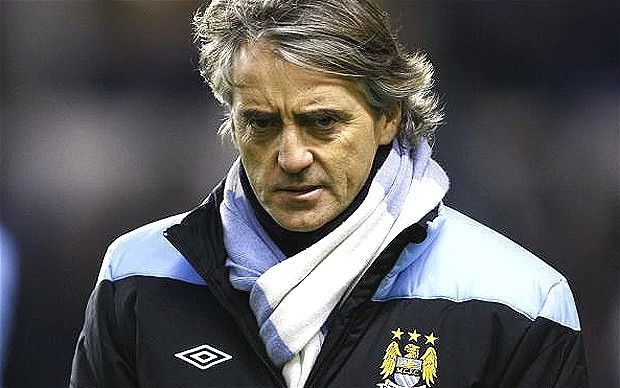 Roberto Mancini từng được rất hoan nghênh tại Man City. Nhưng sau những thành tích bết bát, HLV người Italy này đã bị sa thải và ông liên tục bị CĐV của Man City la ó đòi từ chức.
