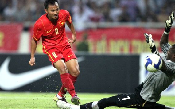 Năm 2013, ĐT Việt Nam được một đội bóng của Tây Á là Qatar mời sang đá giao hữu.