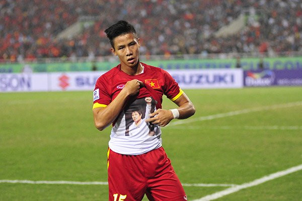 Trước đây, Quế Ngọc Hải cũng đã nhiều lần đeo băng thủ quân U19 Việt Nam và các giải đấu trẻ. Do đó Quế Ngọc Hải là một trong những cái tên hàng đầu cho vai trò thủ lĩnh của U23 Việt Nam lần này.