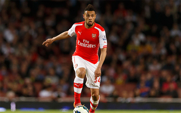 Francis Coquelin có tiến bộ vượt bậc trong màu áo của Arsenal. Từ một cầu thủ phải ngồi dự bị ở Charlton Athletic trong thời gian cho mượn, Coquelin giờ đây đã là sự lựa chọn hàng đầu tại Arsenal cho mỗi trận đấu.
