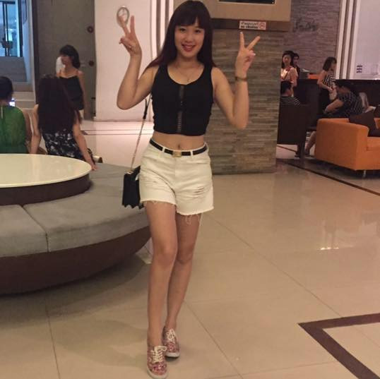 Mặc dù vẫn chưa chính thức công khai nhưng trên trang mạng xã hội của mình cặp đôi này vẫn "ngầm" dành lời có cánh để gửi tới nhau. Ảnh: FBNV.