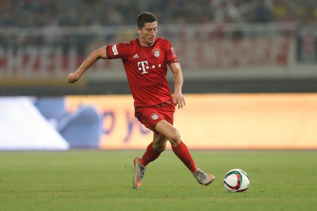 Tại Bundesliga, Robert Lewandowski của Bayern Munich đang làm mưa làm gió với 14 bàn thắng có được sau 12 trận đấu. NHM gọi tiền đạo người Ba Lan được gọi là cỗ máy săn bàn khủng khiếp nhất ở thời điểm hiện tại.