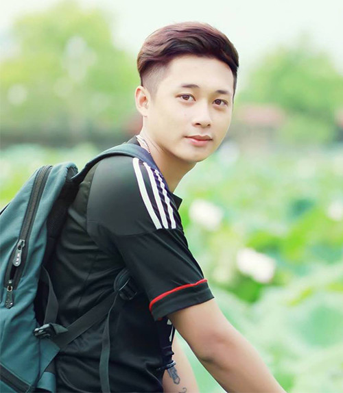 Chàng nhiếp ảnh gia 9X Nguyễn Văn Ngọt được cộng đồng mạng biết đến với nick name 'Ngọt Ngào'. Cậu sinh năm 1993 (thị trấn Cẩm Thủy, Thanh Hoá).