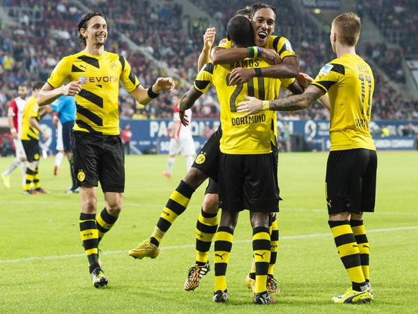 Chính "Vàng - Đen" là nơi đào tạo ra rất nhiều ngôi sao mới cho bóng đá thế giới như Marco Reus, Mario Goetze hay tiền đạo đang có phong độ cực chói sáng trong là Lewandowski.