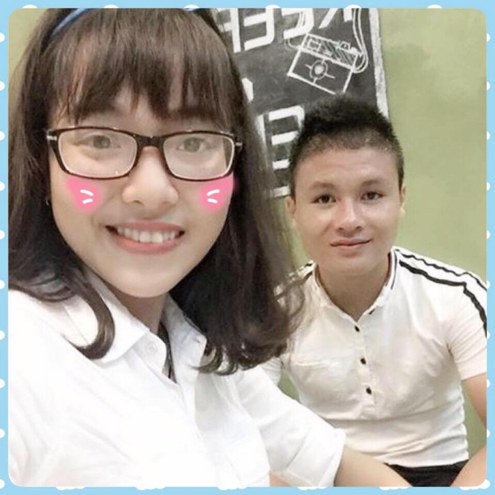 Dù thân thiết với nhau nhưng việc để cặp đôi này tiến tới hẹn hò khá chông gai. Quang Hải từng chia sẻ bạn gái của anh đã phải chủ động ngỏ lời tới 3 lần thì "chuyện mới thành".