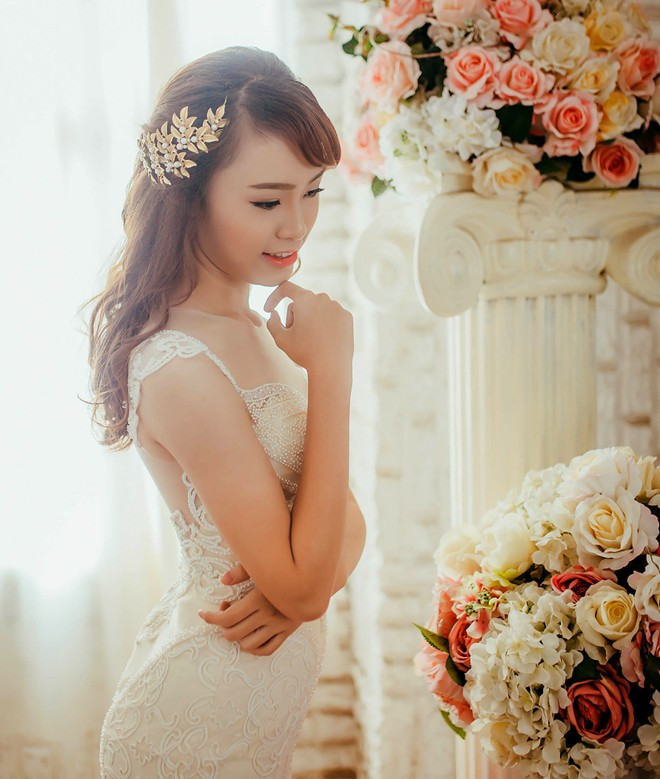 Phùng Bảo Ngọc Vân sinh năm 1997, khoa Kinh tế. Là sinh viên năm nhất, nhưng 9X này khẳng định sự tự tin, hòa đồng với các cô gái khác.