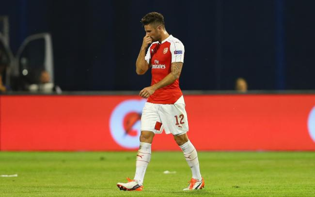 Olivier Giroud (Arsenal) không được đánh giá là một tiền đạo cắm thực sự xuất sắc trên thế giới. Nhưng trong bối cảnh, Arsenal không có tiền đạo cắm thì cầu thủ người Pháp này vẫn là sự lựa chọn số một. Kể từ khi Premier League 2015/2016 diễn ra, Giroud đã có hai lần lập công cho Arsenal nhưng chừng đó là chưa đủ với sự kỳ vọng của NHM.
