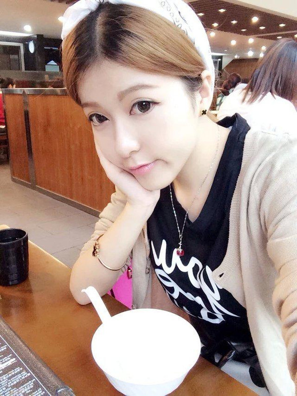 Chia sẻ về đam mê của mình, Diệp Vi cho biết cô yêu thích các trò chơi điện tử từ thời còn đi học.