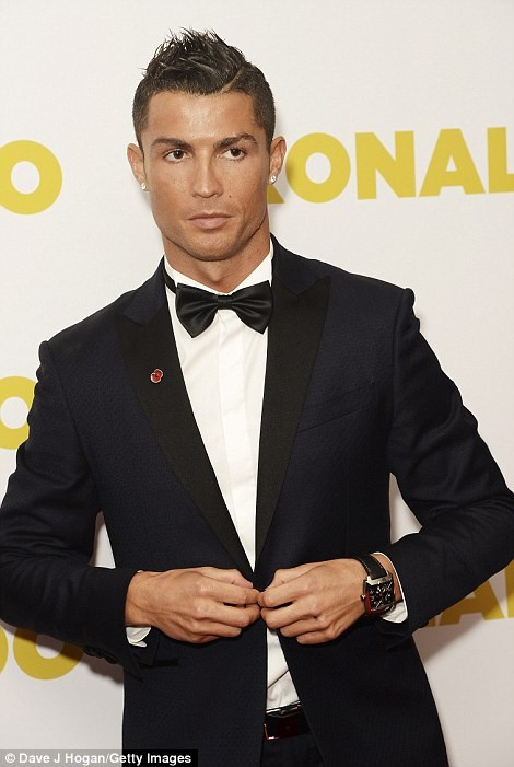 Buổi ra mắt phim của Cristiano Ronaldo diễn ra vào chiều thứ 2, ngày 9/11 tại London, Anh.