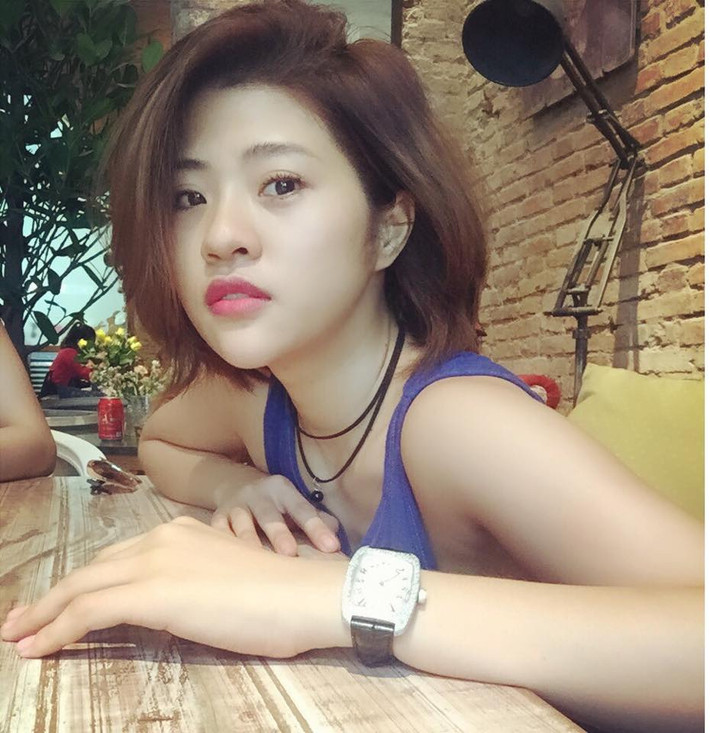 Ngọc Anh xinh đẹp và quyến rũ cả với mái tóc ngắn hay tóc dài. Ảnh: FBNV.