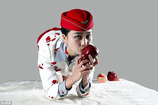Ngay sau khi được mở bán, dịch vụ đã thu hút sự chú ý của rất nhiều cư dân mạng. Họ bày tỏ sự tò mò trước một sản phẩm độc và lạ đến như vậy.