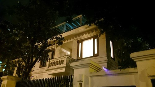 Do tọa lạc ở vị trí đắc địa, gần khu trung tâm nên giá biệt thự Ciputra đắt đỏ thuộc diện bậc nhất Hà Nội.