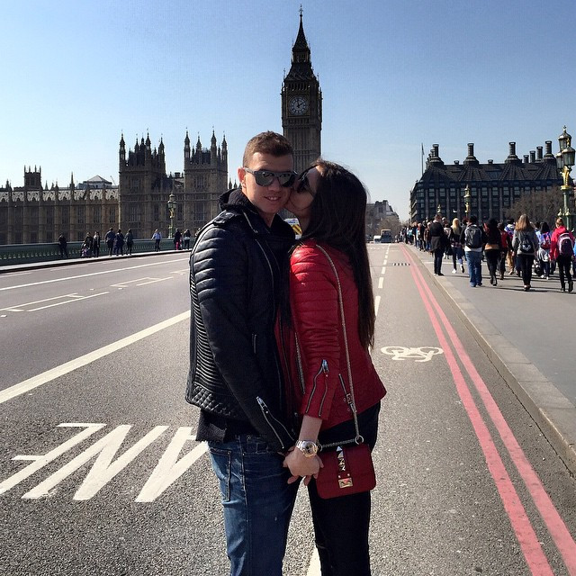Amra Silajdzic và Dzeko hạnh phúc bên nhau. Ảnh: Instagram.