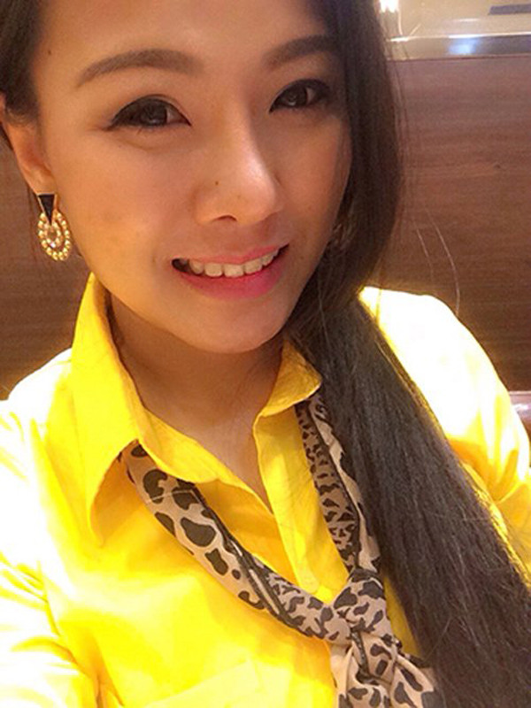 May mắn cho Stan rằng cô đã gặp được một bác sĩ cao tay. Chính vị bác sĩ này đã giúp Stan hoàn thành giấc mơ có một đôi mắt đẹp, có hồn hơn với 2 mí rõ ràng và tự nhiên.