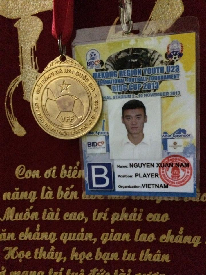 Năm 2010, Xuân Nam được gọi vào ĐT U16 Việt Nam tham dự cúp U16 Đông Nam Á mở rộng và cũng chính anh trở thành người hùng của U16 Việt Nam khi ghi bàn thắng duy nhất giúp U16 VIệt Nam đánh bại U16 Trung Quốc để lên ngôi vô địch giải đấu này.