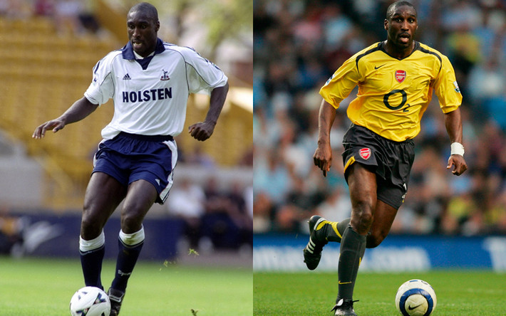 Ngược lại với William Gallas là trung vệ Sol Campbell khi anh lại chuyển từ CLB Tottenham sang Arsenal. Khi đó, Sol Campbell bị các CĐV Tottenham rất ghét và anh thường xuyên bị la ó khi trở về sân sân White Hart Lane vì CĐV của Tottenham coi anh như một kẻ phản bội.