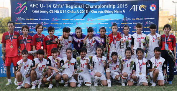 Tại giải U14 nữ châu Á 2015 - khu vực Đông Nam Á, Việt Nam đã phục thù cho các đàn anh U23 sau khi hạ gục U14 Myanmar trên chấm luân lưu 11m.