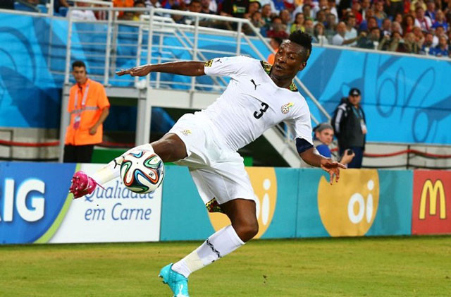 Asamoah Gyan là "hung thần" của ĐT Ghana tại World Cup 2014. Nhưng khi về CLB Al Ain, anh lại thi đấu mờ nhạt và thiếu sức chiến đấu.