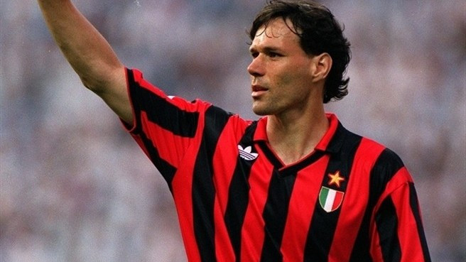 Marco van Basten là huyền thoại của đội tuyển Hà Lan.Trong sự nghiệp thi đấu của mình, ông đã ghi được rất nhiều bàn thắng. Trong đó có cú hattrick vào lưới IFK Goteborg ở đấu trường Champions League mùa giải 1992/1993. Ở trận đấu đó, Van Basten ghi cả 4 bàn thắng cho đội chủ nhà AC Milan, trong đó 3 bàn được ghi trong vòng 10 phút.