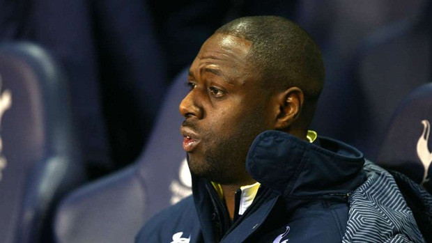 Ledley King là cựu cầu thủ của Tottenham đã giải nghệ khi anh 31 tuổi và hiện đang làm HLV đội U18 của "Gà trống thành London".
