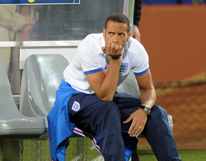 Sau khi giải nghệ ở độ tuổi ngoài 40, Rio Ferdinand đã quyết tâm và theo đuổi sự nghiệp huấn luyện. Rio từng là HLV ĐT U17 Anh trong khoảng thời gian theo học bằng HLV.