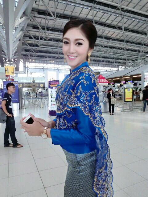 Trên trang cá nhân của mình, Wariya Wongputtha đăng tải rất nhiều ảnh tình tứ bên anh chàng người yêu là cầu thủ của mình.