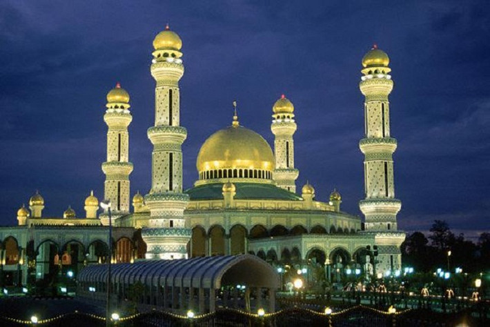 Brunei miễn visa cho công dân Việt Nam mang hộ chiếu phổ thông với thời gian tạm trú không quá 14 ngày.