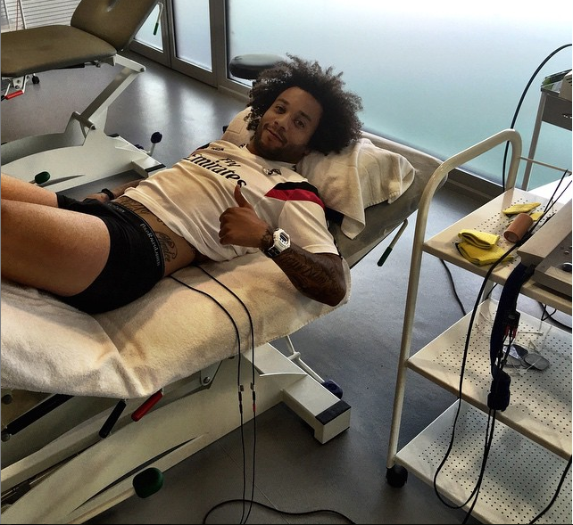 Ngôi sao của Real Madrid là Marcelo cũng không thể cùng Brazil đến Chile để chinh phục chiếc Cup Copa America 2015. Cầu thủ này đang phải điều trị chấn thương tại Madrid.