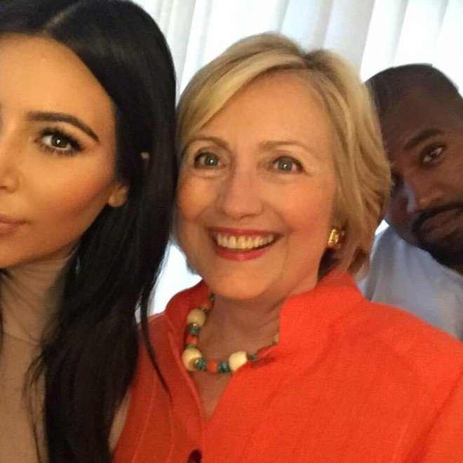 bức ảnh của cặp vợ chồng Kim và Kanye West cùng Bộ trưởng Hillary Clinton. Sau khi Kanye đưa ra một tuyên bố hùng hồn sẽ tranh cử tổng thống vào năm 2020, đây có thể sẽ là một bức ảnh gồm 2 tổng thống, một đệ nhất phu nhân.