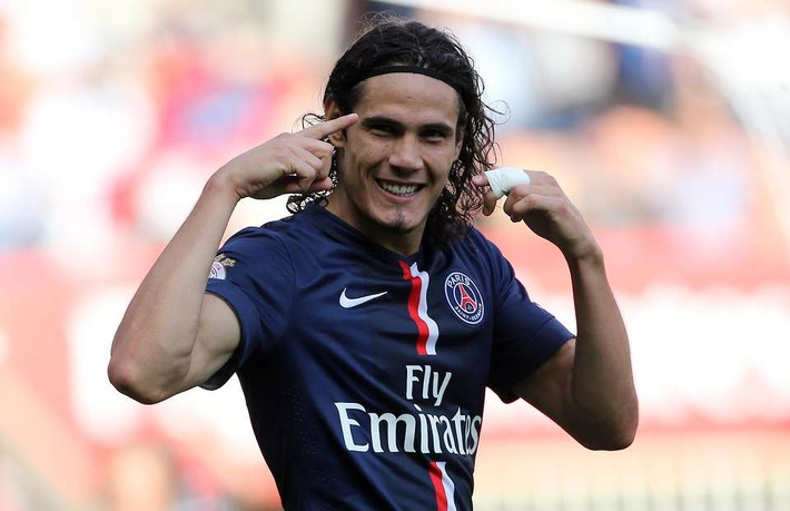 Trường hợp của Cavani đúng theo dạng "kẻ ăn không hết người lần chẳng ra". Nhưng chân sút người Uruguay lại là mẫu cầu thủ mà Man United đang cần với lối chơi mạnh mẽ, ranh mãnh và khả năng săn bàn nhạy bén.
