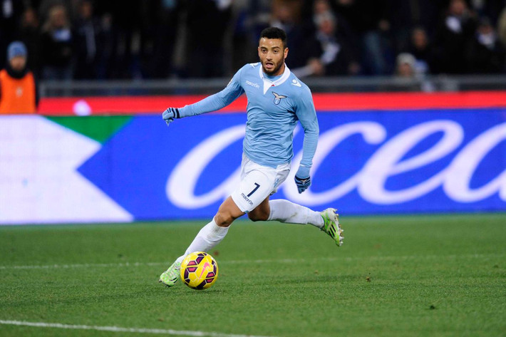 Manchester United đã không ít lần gửi những lời mời đãi ngộ hậu hĩnh với tới Lazio để có được sự phục vụ của Felipe Anderson nhưng đều CLB thành Rome từ chối.