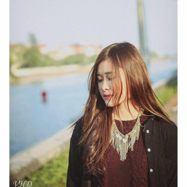 Tài năng cùng khuôn mặt xinh đẹp pha chút nghịch ngợm của Anna Đặng là điểm cộng cho cô trong mắt cư dân mạng.