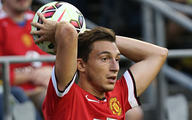 Matteo Darmian (Man United) là một cầu thủ có thành tích thi đấu khá ấn tượng trong màu áo Torino. Matteo Darmian là một hậu vệ trẻ từng khoác áo 13 ĐT Italy và cầu thủ này được kì vọng sẽ gia cố vị trí hậu vệ phải của Man United trong mùa giải mới.