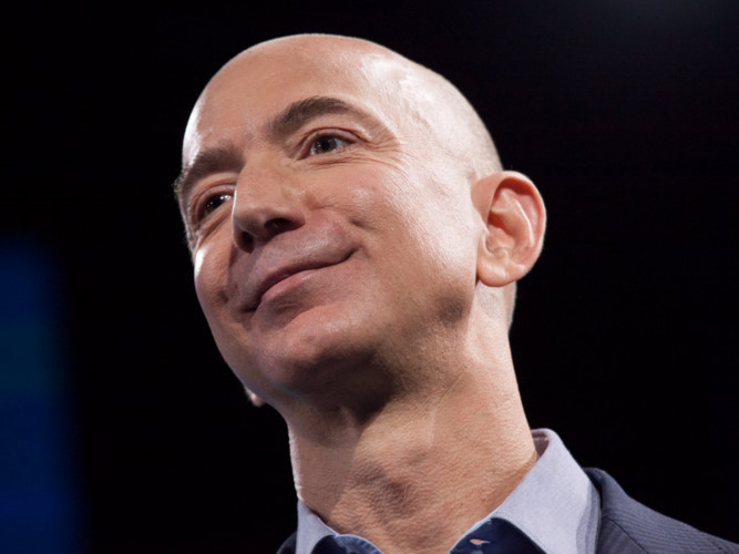 Theo CNBC, Jeff Bezos đang trên đường trở thành người đàn ông có giá trị tài sản 12 chữ số đầu tiên - trị giá 100 tỷ USD. Nguồn ảnh: Business Insider.