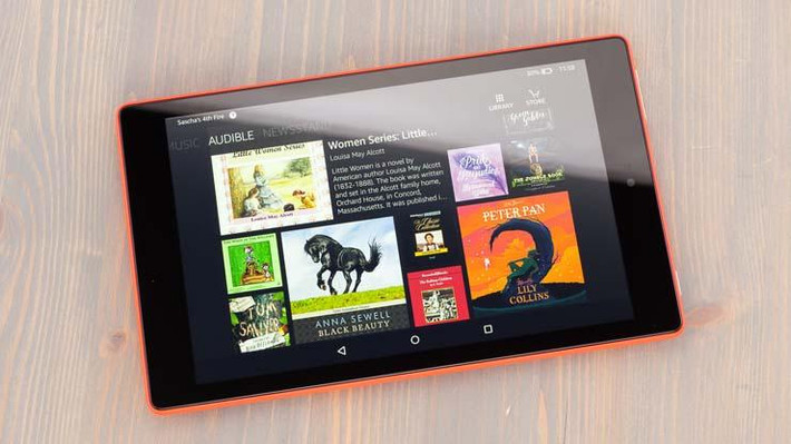 Màn hình HD, bộ nhớ gấp 2 lần máy tính bảng Fire HD bình thường, Amazon Fire HD 8 sẽ là lựa chọn phù hợp của nhiều người khi có giá 50 USD (giảm 30 USD so với giá niêm yết). Ảnh: Pcmag.