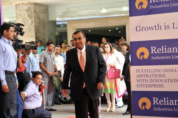 Mukesh Ambani phát triển Reliance Industries thành tập đoàn năng lượng hùng mạnh, cung cấp điện cho thủ đô Delhi và thành phố Mumbai, Ấn Độ. Ảnh: Livemint.