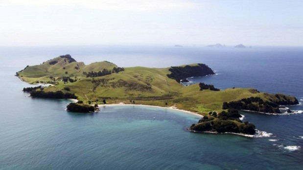 Tháng 5/2015, nữ đại gia Trung Quốc - Wendy Wu Weimei đã bỏ ra 7,5 triệu Đô la New Zealand (120,3 tỷ đồng) để mua lại một hòn đảo du lịch ở Bắc New Zealand làm “đồ chơi”. Ảnh: Mingtiandi.
