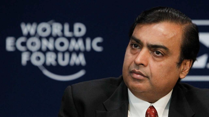 Nếu như người cha có công xây dựng nên Tập đoàn Reliance Industries thì người con trai kế nghiệp Mukesh Ambani lại được biết đến là đã thành công đưa tập đoàn này tiến ra thị trường quốc tế.