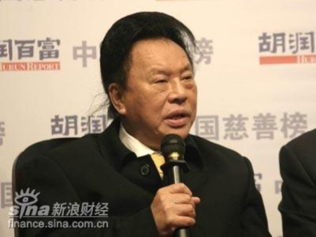 Tỷ phú Yu Pang Lin từng mua lại ngôi nhà của tài tử điện ảnh đoản mệnh Lý Tiểu Long. Nhiều năm sau, ông tặng nó cho chính quyền để làm bảo tàng khi nó có giá tới cả chục triệu USD.