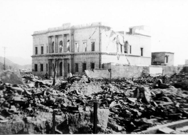 Lý do là khi Hiroshima bị ném bom nguyên tử, cả thành phố và người dân bị xóa sổ nhưng hầm ở ngân hàng Teikoku không bị hư hại. Điều này cho thấy nó được bảo vệ tốt như thế nào. Ảnh: Asahi.