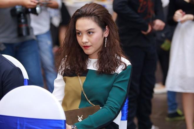 Gia tộc này nắm trong tay rất nhiều nhà hàng, khách sạn, cao ốc văn phòng, căn hộ có tiếng...