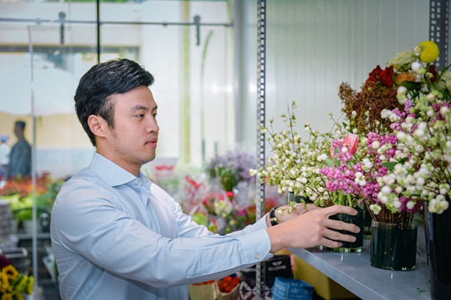 Sau đó, Lê Đăng Khoa khởi nghiệp lập khu du lịch sinh thái Làng Tre Việt và thương hiệu hoa nhập 38⁰ Flowers. Năm 2018, nam doanh nhân này khởi nghiệp thương hiệu Hoa Online 24/7 cùng hai nhà đồng sáng lập khác là Đỗ Hoàn Mỹ và Ngô Anh Tuấn.