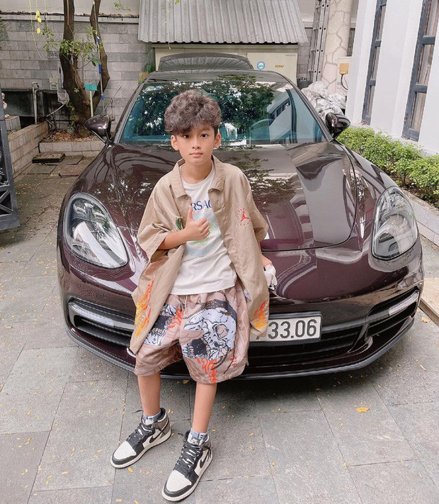 Lê Kỳ Anh (tên thường gọi là bé Bo hoặc Anthony, 10 tuổi) - con trai Lệ Quyên và đại gia Đức Huy cũng là thiếu gia nổi bần bật trên mạng xã hội. Ảnh: FBNV