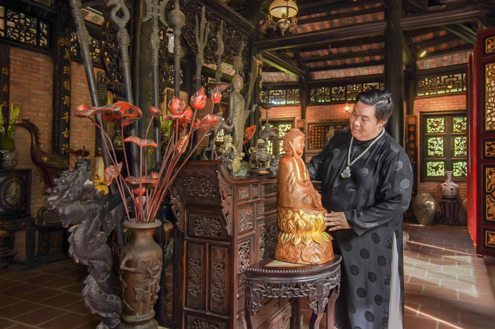 Tuy nhiên, Hoàng Mập không sử dụng để sinh sống mà làm bối cảnh cho các bộ phim. Ảnh: Yan