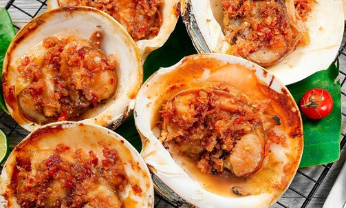 Giống như ngao Việt Nam, sò bơ Mỹ có thể chế biến thành nhiều món như hấp, nướng, luộc, nấu cháo, nhúng lẩu, ăn sống Sashimi...Ảnh: Hieuhaisan.