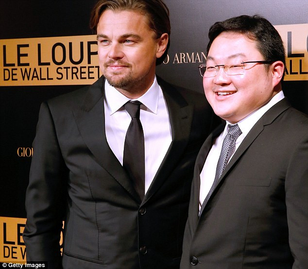 Jho Low còn tặng cho tài tử Leonardo nhiều món quà quý giá như tượng vàng Oscar hay một bức tranh của Picasso giá 3,2 triệu USD. Ảnh: Getty Imgae.