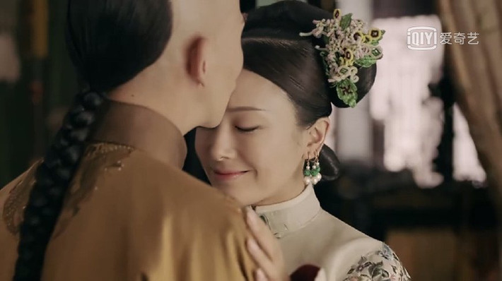 Diên hi công lược (Story of Yanxi Palace) là một bộ phim truyền hình cổ trang Trung Quốc được phát sóng từ giữa năm 2018. Phim được chuyển thể từ tiểu thuyết cùng tên của tác giả Chu Mạt với sự tham gia của loạt diễn viên chính như Ngô Cẩn Ngôn, Nhiếp Viễn, Xa Thi Mạn, Hứa Khải, Tần Lam.