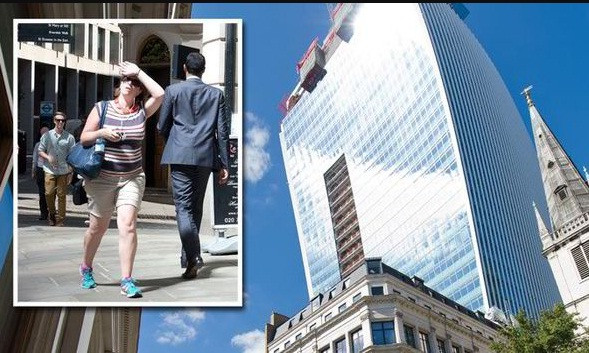 Không thể tìm thấy một nhận xét tích cực về tòa cao ốc cực dị này. Ảnh: Daily Express.