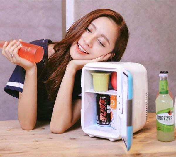Bên cạnh điều hòa, tủ lạnh mini cũng đang là mặt hàng được rao bán tràn lan trên mạng xã hội. Ảnh: Facebook.