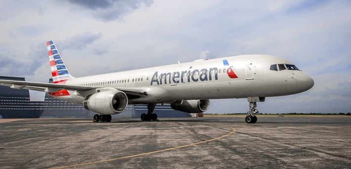 Hiện American Airlines khai thác tuyến bay tới hơn 200 điểm đến trên toàn thế giới và đội bay hiện đại gần 700 chiếc. Ảnh: Thepointsguy.